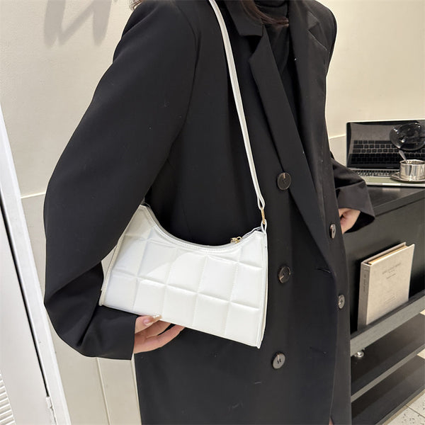 Niche Designer Handbags for Women 2025 Winter New Arrivals Underarm Bag Retro-Chic Shoulder Bag Stylish Minimalist Tote